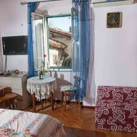 Buga And Tuga Guest house